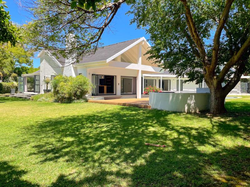 To Let 6 Bedroom Property for Rent in Constantia Western Cape